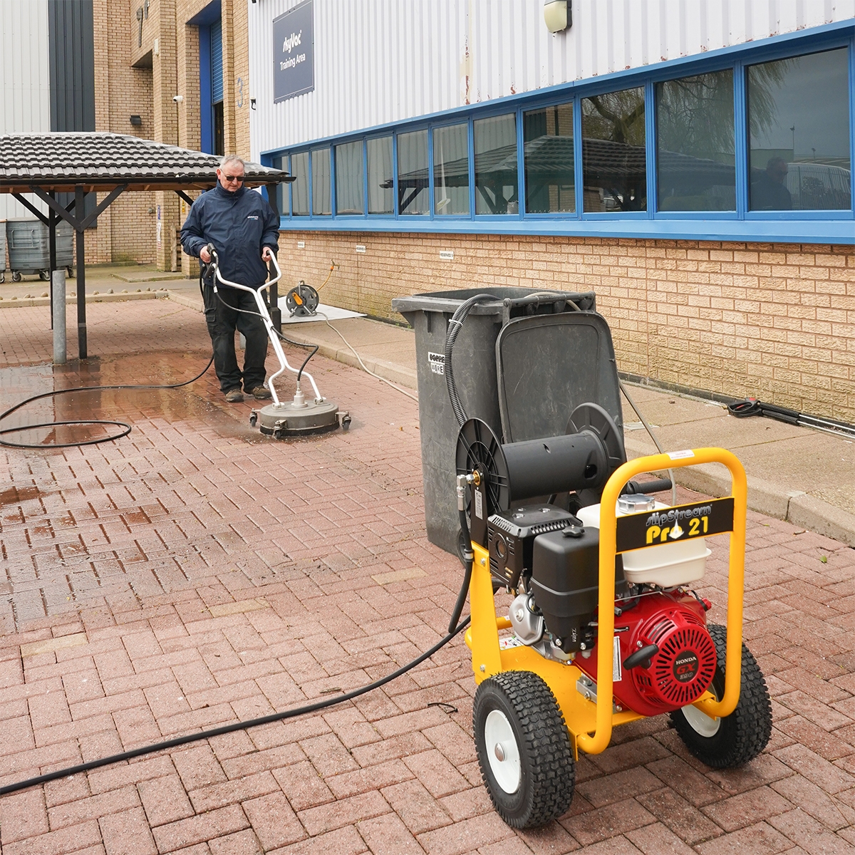 slipStream® Pro 21 Pressure Washer - Image 2
