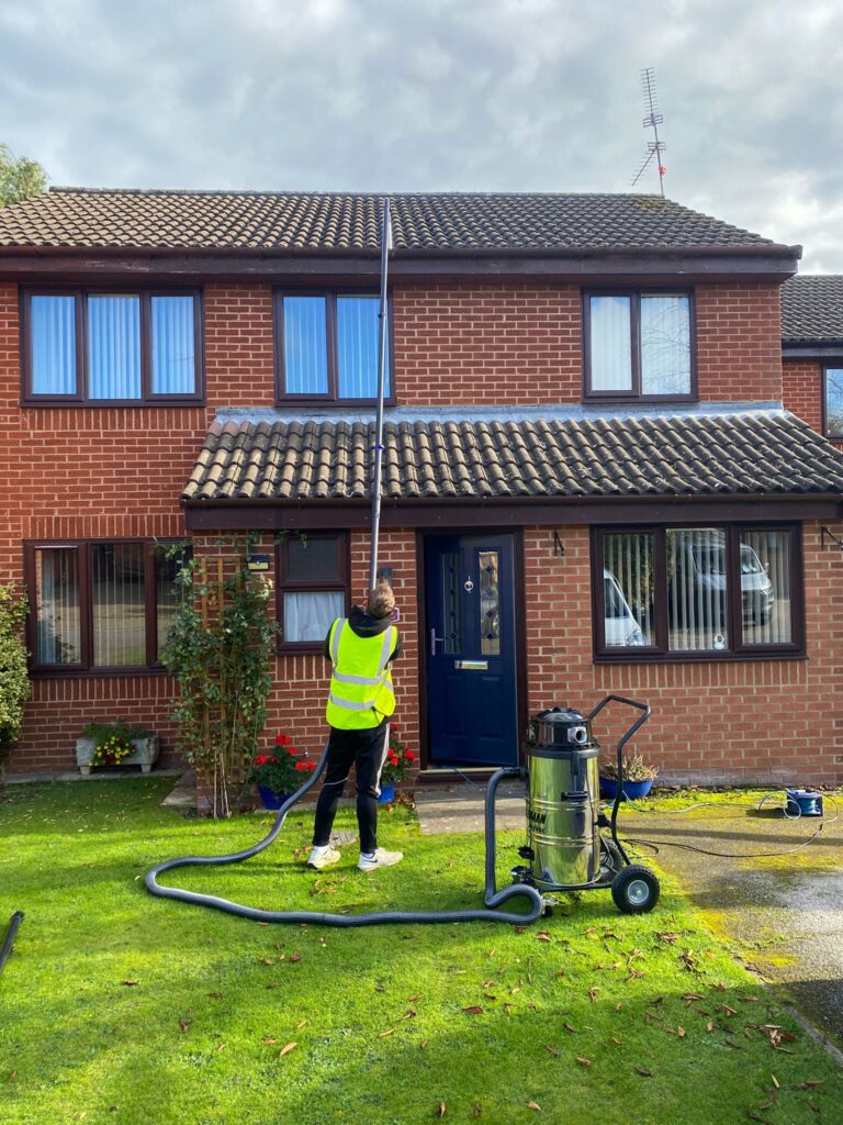 The UK’s Leading Gutter Cleaning Equipment for Professionals